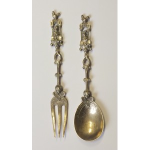 couverts néogothiques