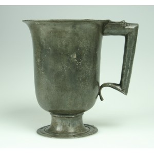 Aiguière en étain, France, début du XVIIe siècle